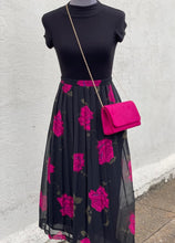 Load image into Gallery viewer, Vintage Leslie Faye Floral Skirt

