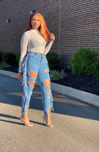 Load image into Gallery viewer, Yonce’ Denim Jeans
