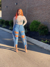 Load image into Gallery viewer, Yonce’ Denim Jeans
